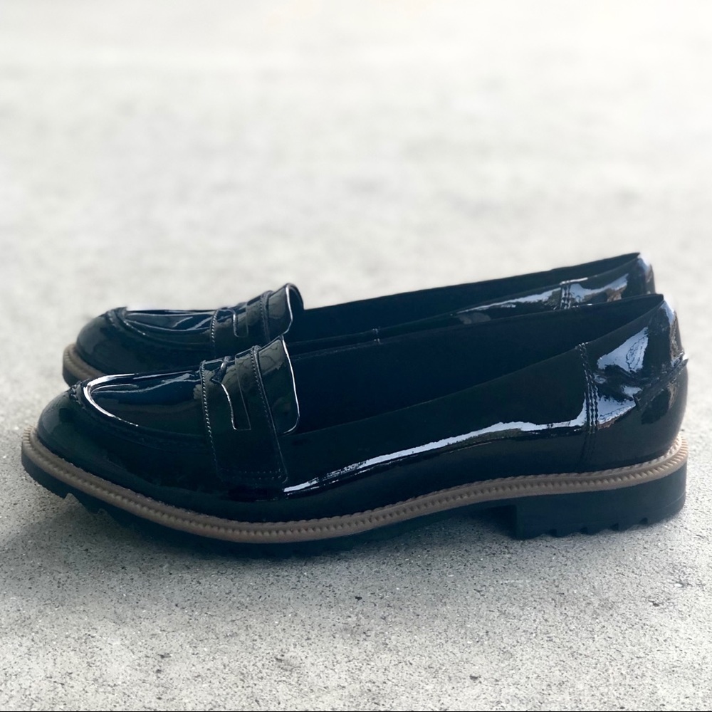 Clarks Patent Leather Penny Loafers (8)